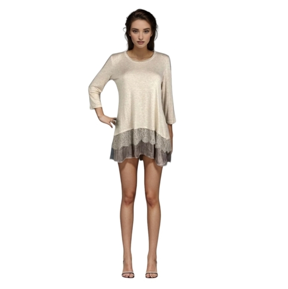 LOGO by Lori Goldstein cream color tunic top with lace trim Size M - Picture 8 of 8